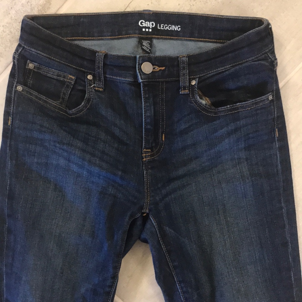 Gap leggings in dark wash.